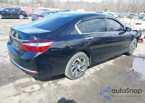 2017 Honda Accord Lx z USA, uszkodzony, nr VIN 1HGCR2F36HA185789